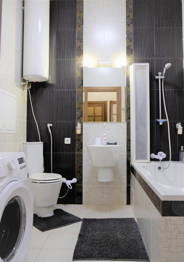 Apartment In Arcadia Palace With Sea View! Odesa Exterior foto