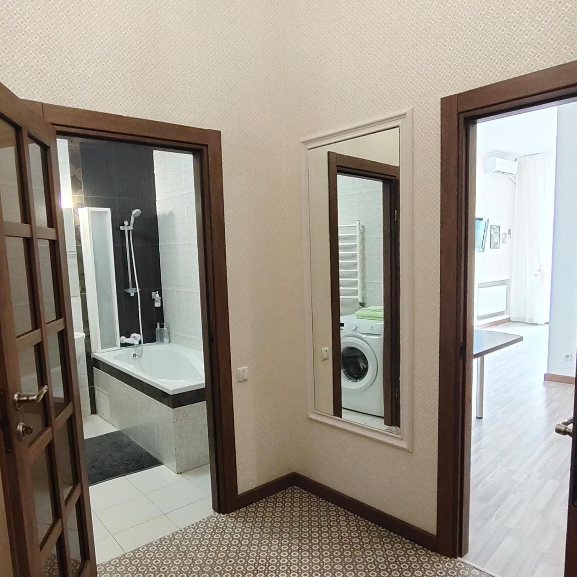 Apartment In Arcadia Palace With Sea View! Odesa Exterior foto